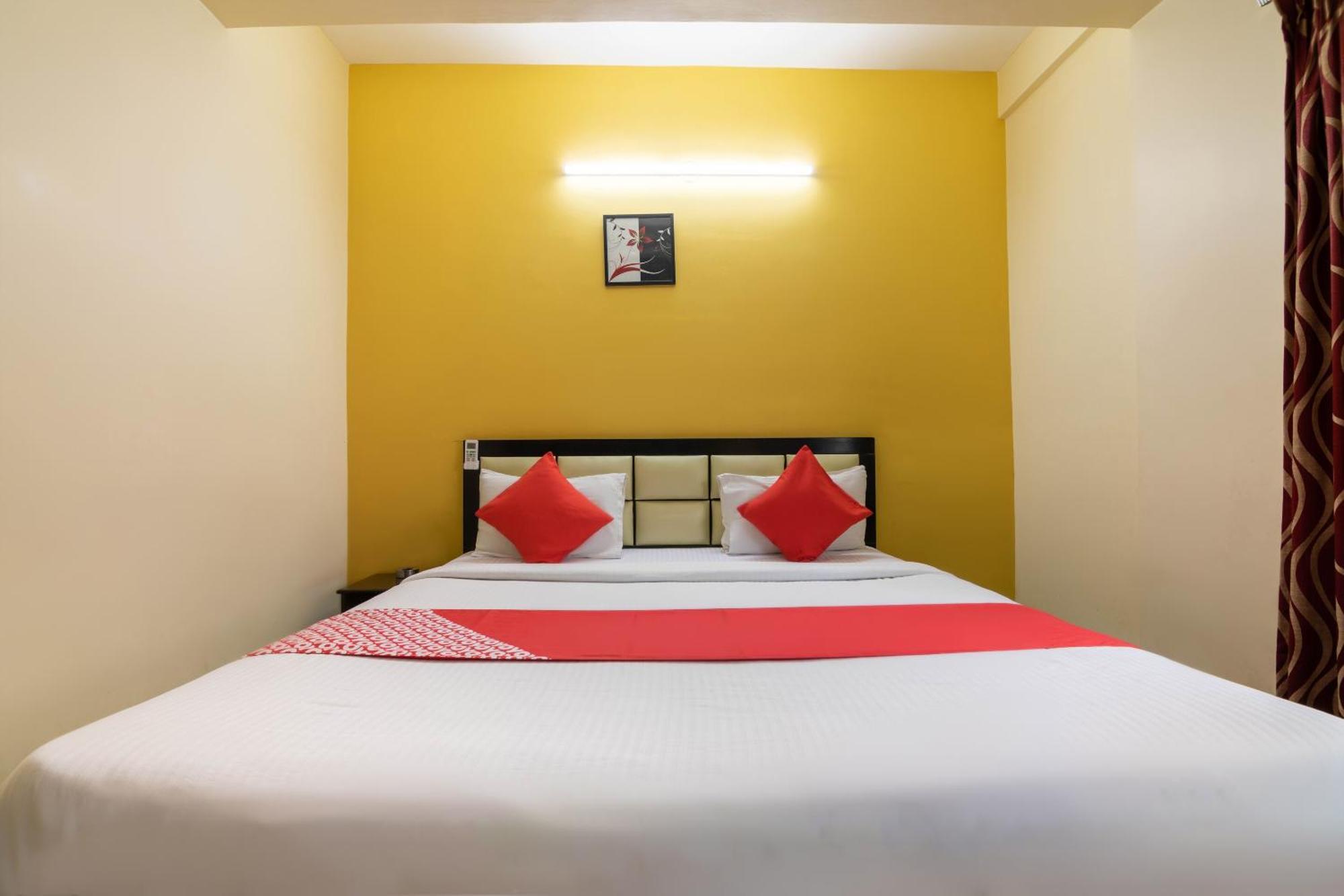 Hotel O Royal Inn Bangalore Esterno foto