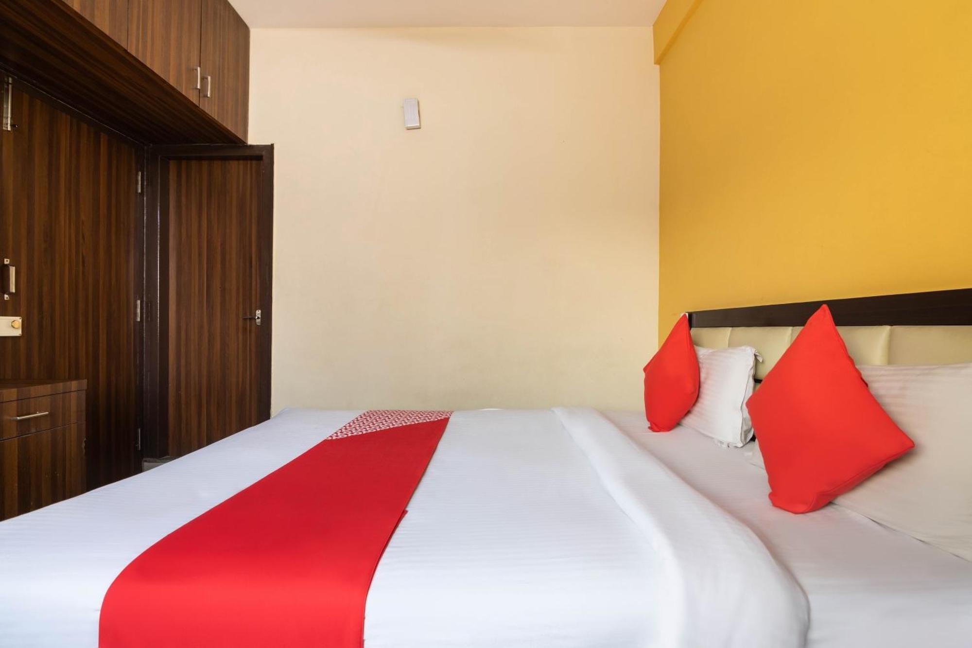 Hotel O Royal Inn Bangalore Esterno foto